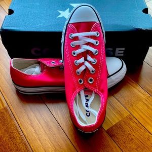 Converse Chuck Taylors